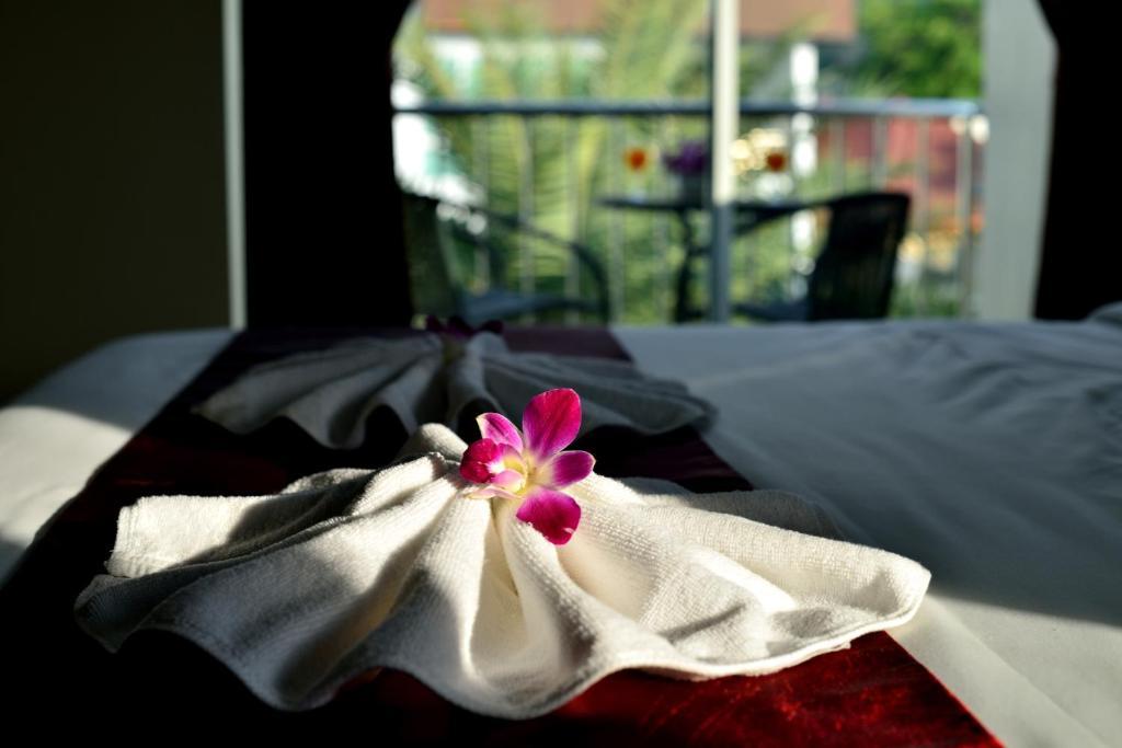 At Kamala Hotel Room photo